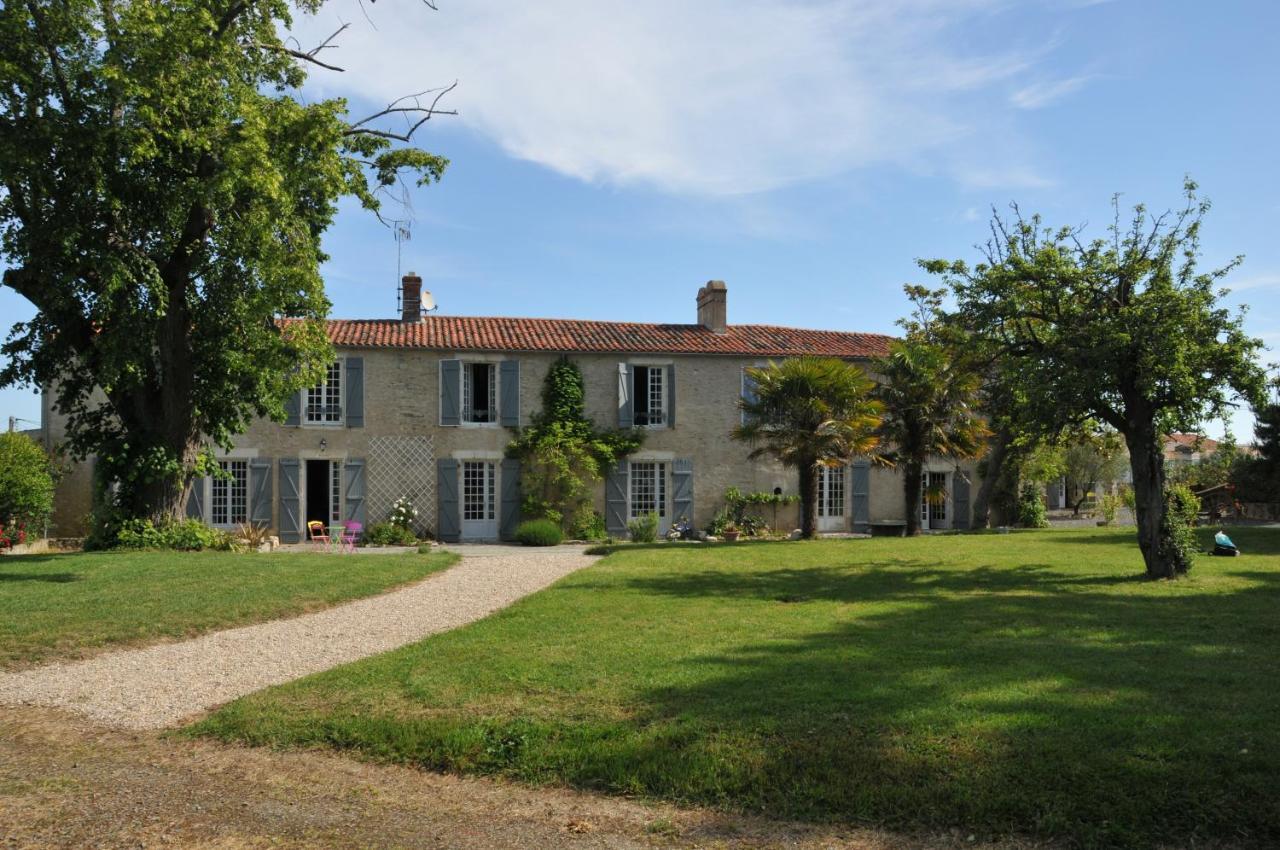 Le Logis De La Venerie Olonne-sur-Mer Bagian luar foto